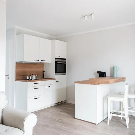 Monteurhus 아파트 페마른