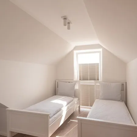 Monteurhus 아파트 페마른